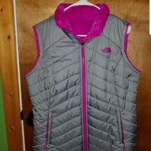 North face reversible vest